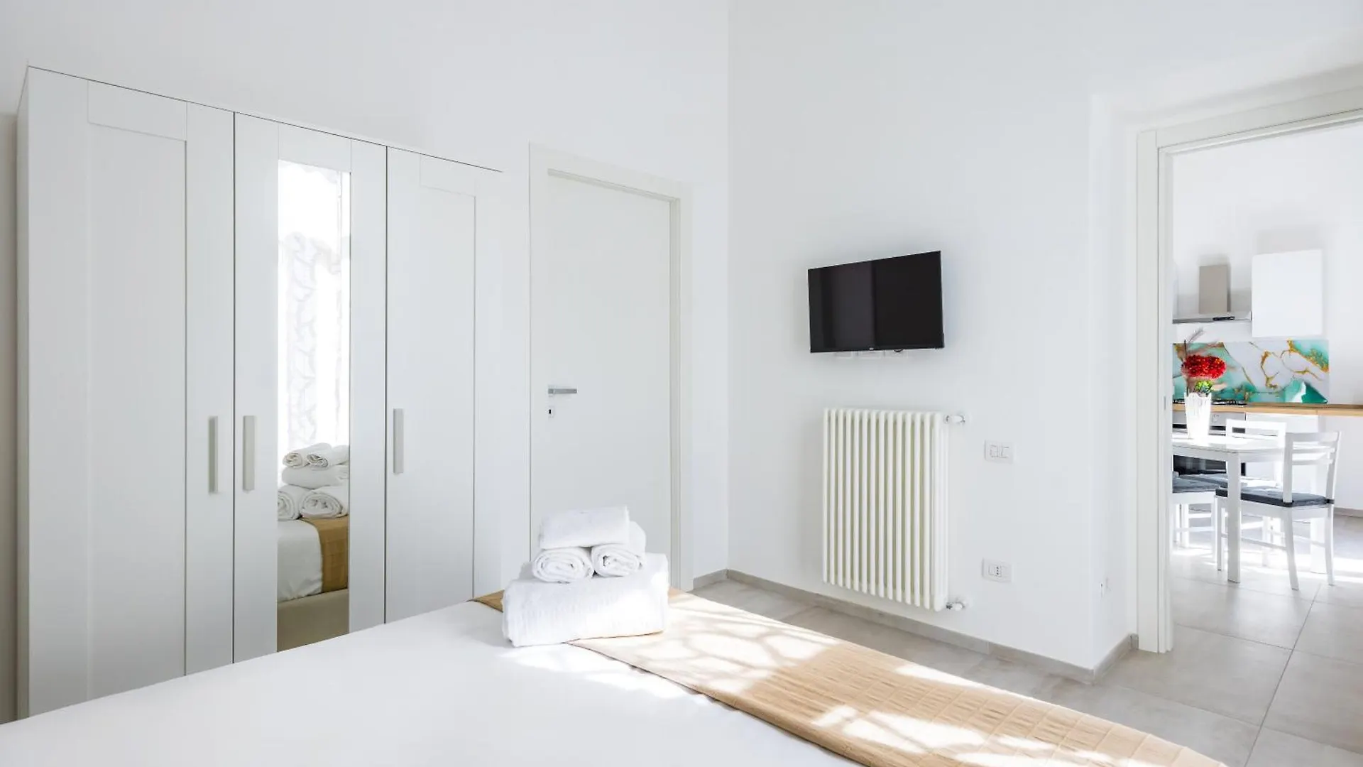 Maison Emanuele Double Apartment Naples Italy