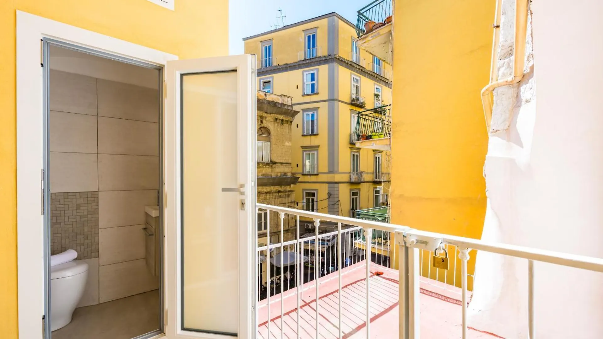 Maison Emanuele Double Apartment Naples
